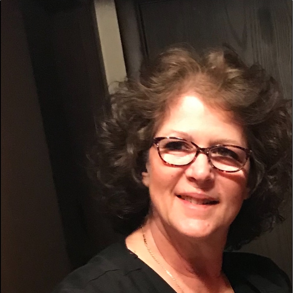 Meet your Posher, Nancy